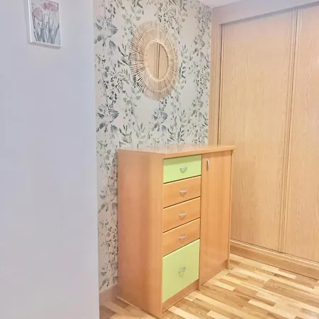 A 5 Minutos Del Centro Parking Privado *